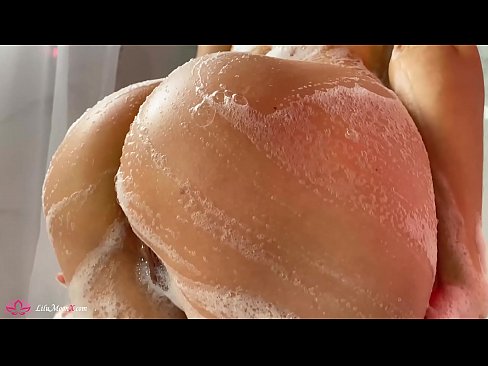 ❤️ Brunette Masturbates obo pẹlu Vibrator to Intense Orgasm ni Shower ❌ si wa ❌️